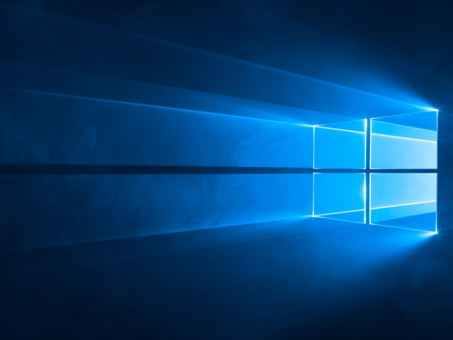 win10-rtm-640x480.png (331072 bytes)